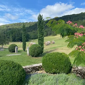  Gasthof Clos De Mont July, Avec Vue Et Terrasse Dans Demeure Historique